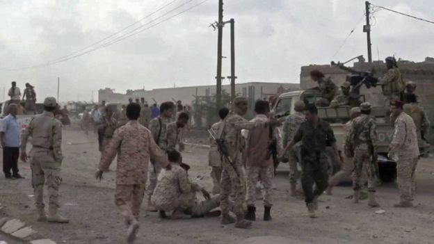 Yemen soldiers killed in Houthi drone attack on base